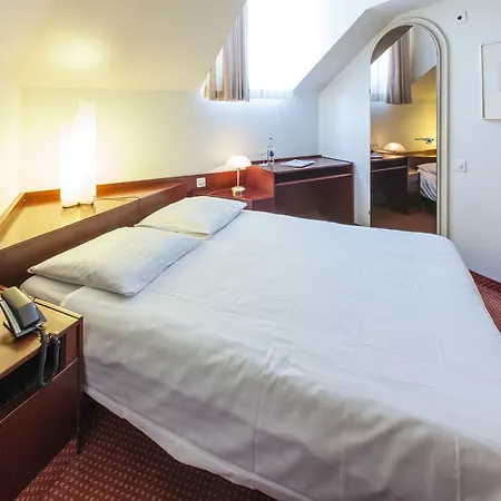 Otel B-smart 3*